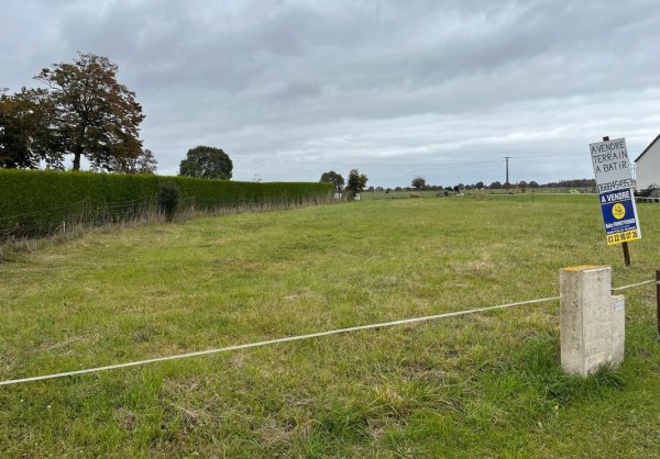 Terrain constructible Thieulloy-l'Abbaye (80126) 1 200 m² 47 000 €