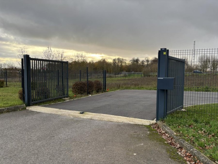 Terrain constructible Flixecourt (80420) 1 500 m² 40 000 €