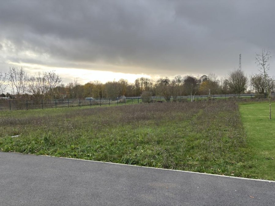 Terrain constructible Flixecourt (80420) 1 500 m² 40 000 €